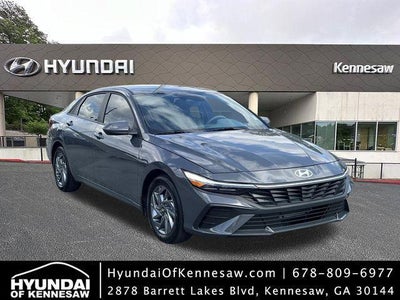 2024 Hyundai Elantra SEL 4DR Sedan
