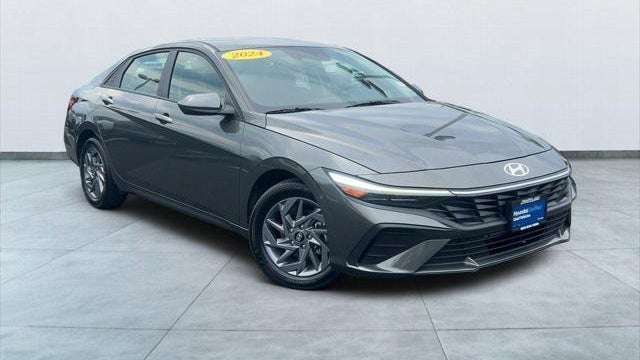 Preowned 2024 Hyundai ELANTRA SEL for Sale