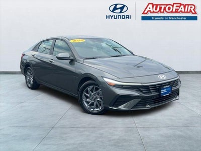 2024 Hyundai Elantra SEL 4DR Sedan