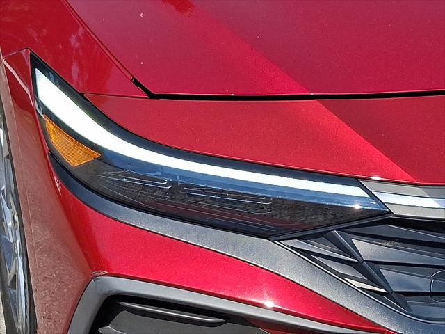 2024 Hyundai Elantra - $18,652