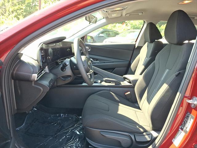 2024 Hyundai Elantra - $18,652