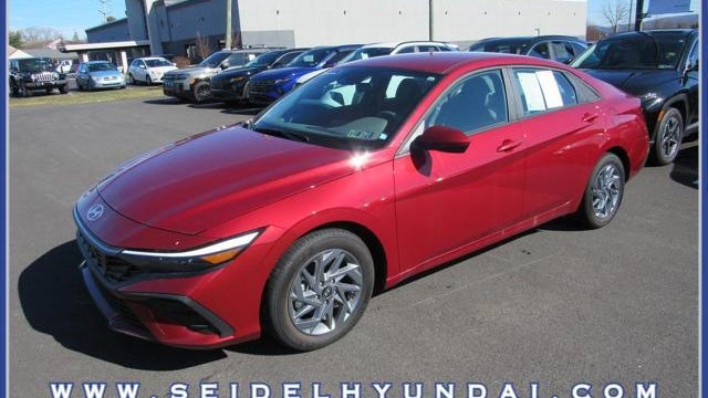 Preowned 2024 Hyundai ELANTRA SEL for Sale