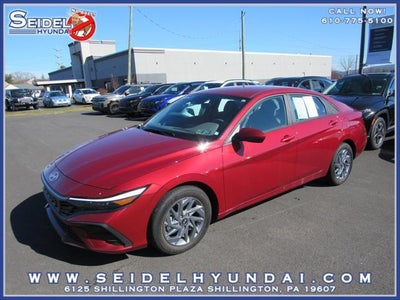 2024 Hyundai Elantra SEL 4DR Sedan