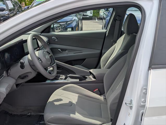 2024 Hyundai Elantra - $20,588