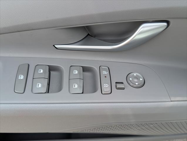 2024 Hyundai Elantra - $20,588