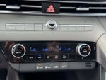 2024 Elantra Thumbnail 30