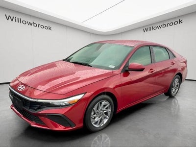 2024 Hyundai Elantra SEL 4DR Sedan