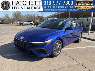 2024 Hyundai Elantra SEL 4DR Sedan