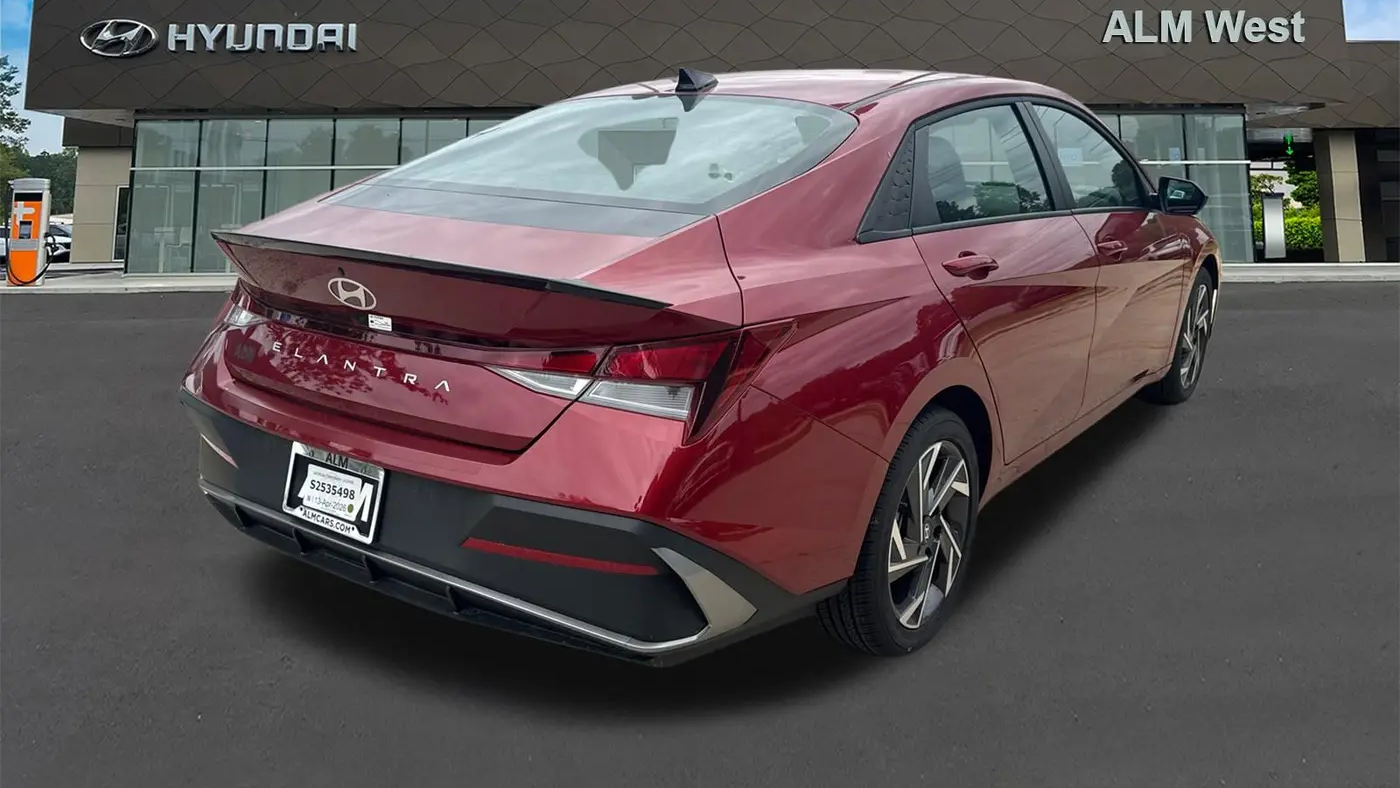 2025 Hyundai ELANTRA SEL Sport