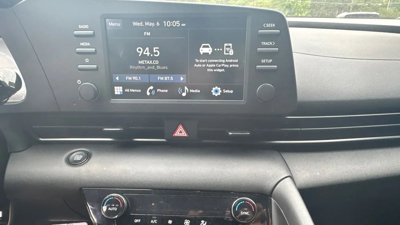 2025 Hyundai ELANTRA SEL Sport