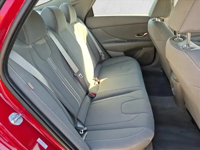 2025 Hyundai Elantra - $21,269