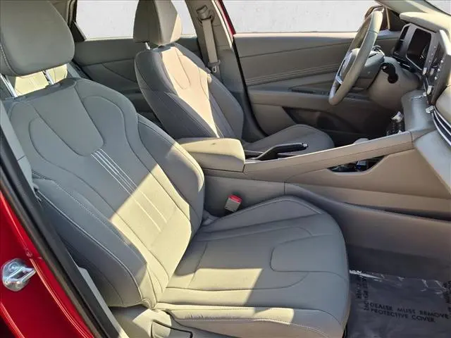 2025 Hyundai Elantra - $21,269