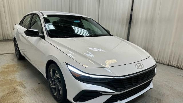 Preowned 2025 Hyundai ELANTRA SEL Sport for Sale