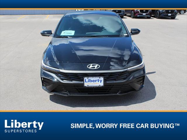2025 Hyundai Elantra - $28,060