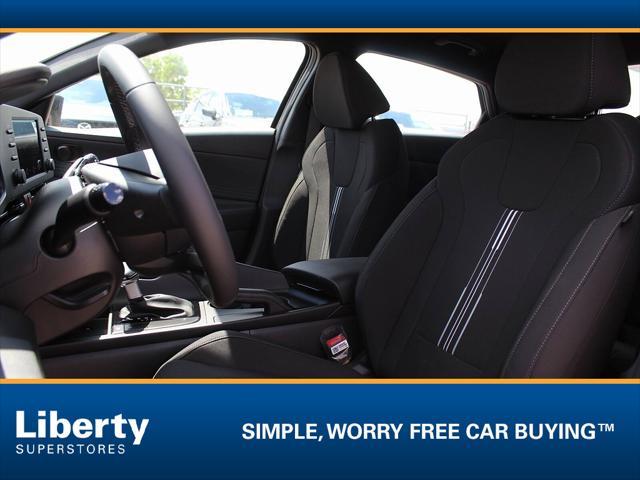 2025 Hyundai Elantra - $28,060