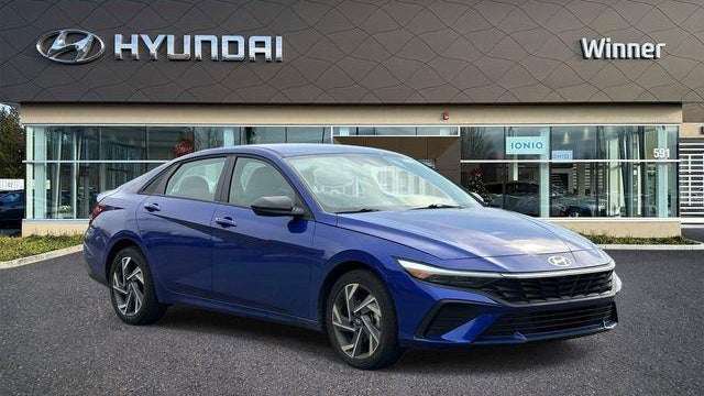 2025 Hyundai ELANTRA SEL Sport