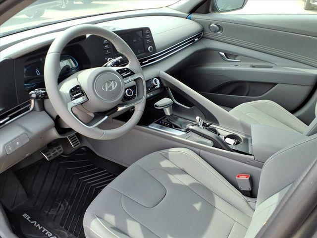 2025 Hyundai Elantra - $23,320
