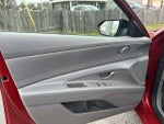 2025 Elantra Thumbnail 18