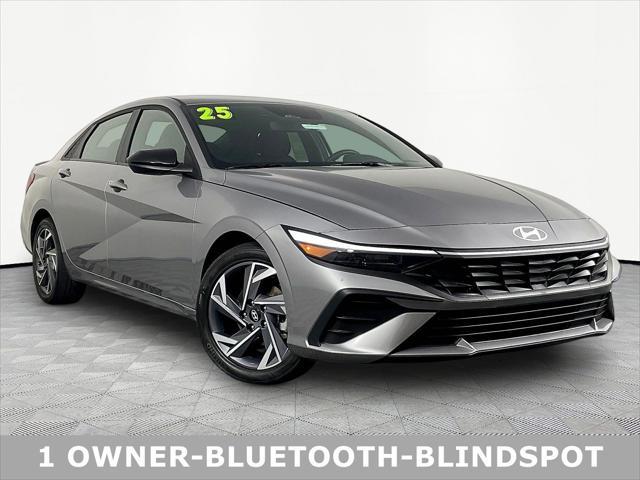 2025 Hyundai Elantra - $21,814
