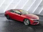 2025 Elantra Thumbnail 4