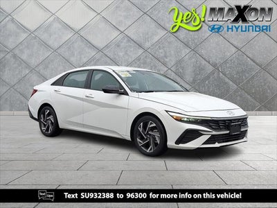 2025 Hyundai Elantra SEL Sport 4DR Sedan