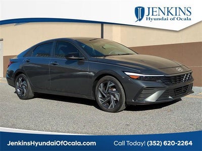 2025 Hyundai Elantra SEL Sport 4DR Sedan