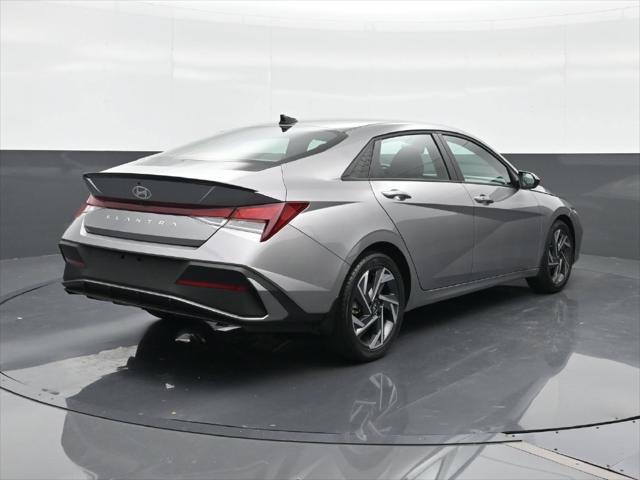 2025 Hyundai Elantra - $19,299