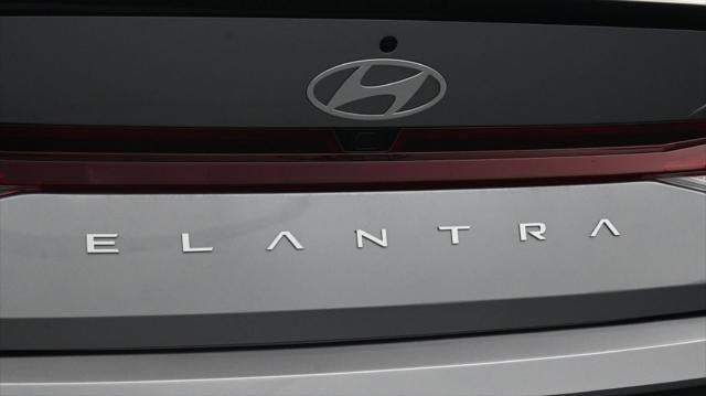2025 Hyundai Elantra - $19,299