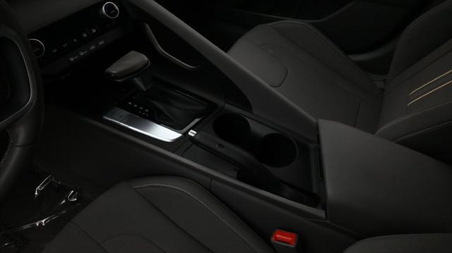 2025 Hyundai Elantra - $19,299