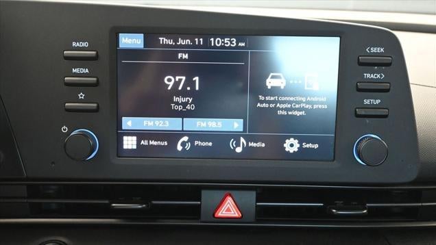 2025 Hyundai ELANTRA SEL Sport
