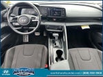 2025 Elantra Thumbnail 13