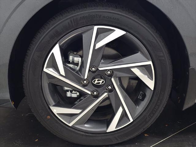 2025 Hyundai Elantra - $21,987