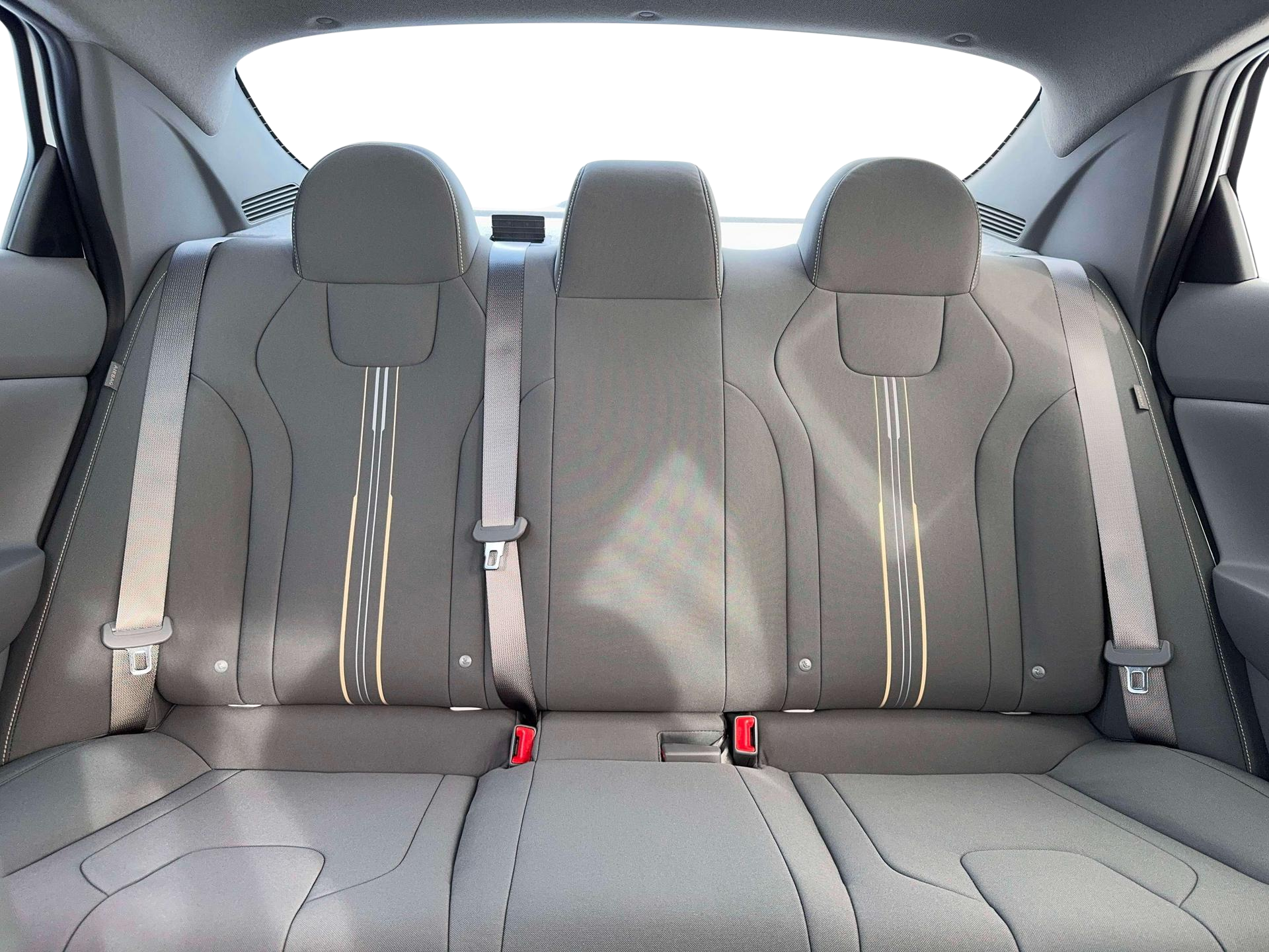 2026 Hyundai Elantra - $26,160
