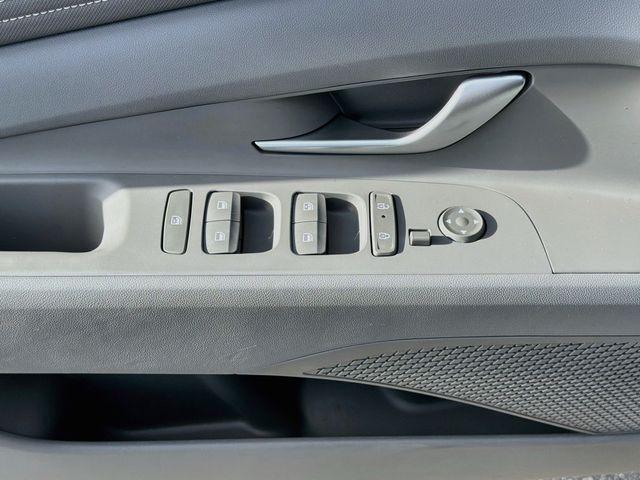 2026 Hyundai Elantra - $21,198