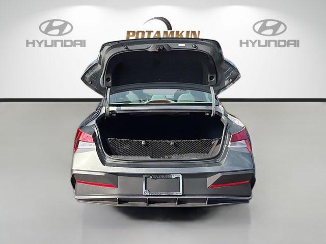 2026 Hyundai Elantra - $21,198