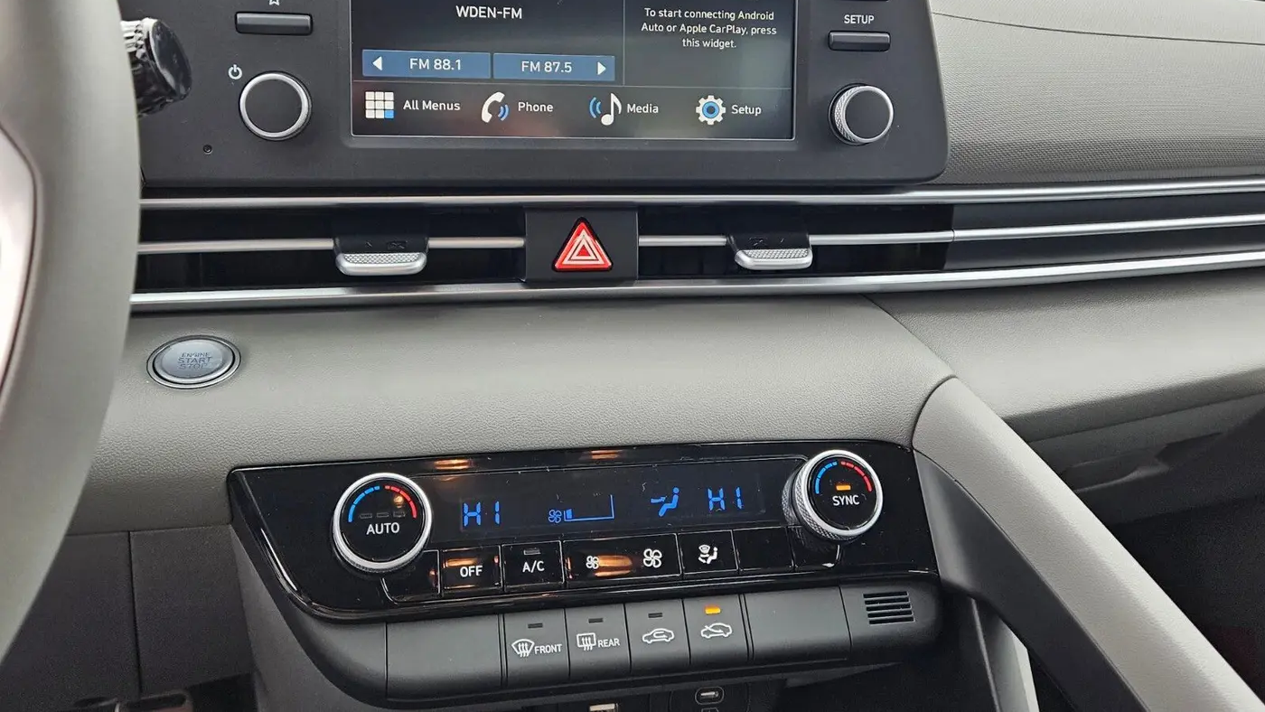 2026 Hyundai ELANTRA SEL Sport