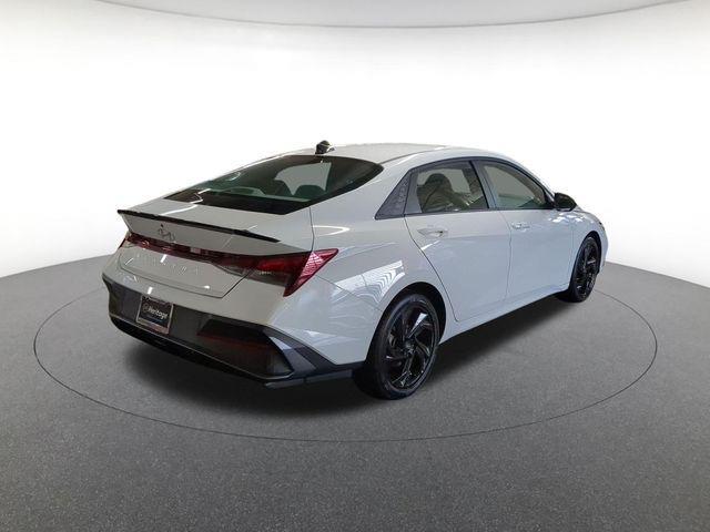 2026 Hyundai Elantra - $22,500