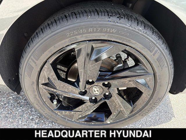 2026 Hyundai Elantra - $22,239