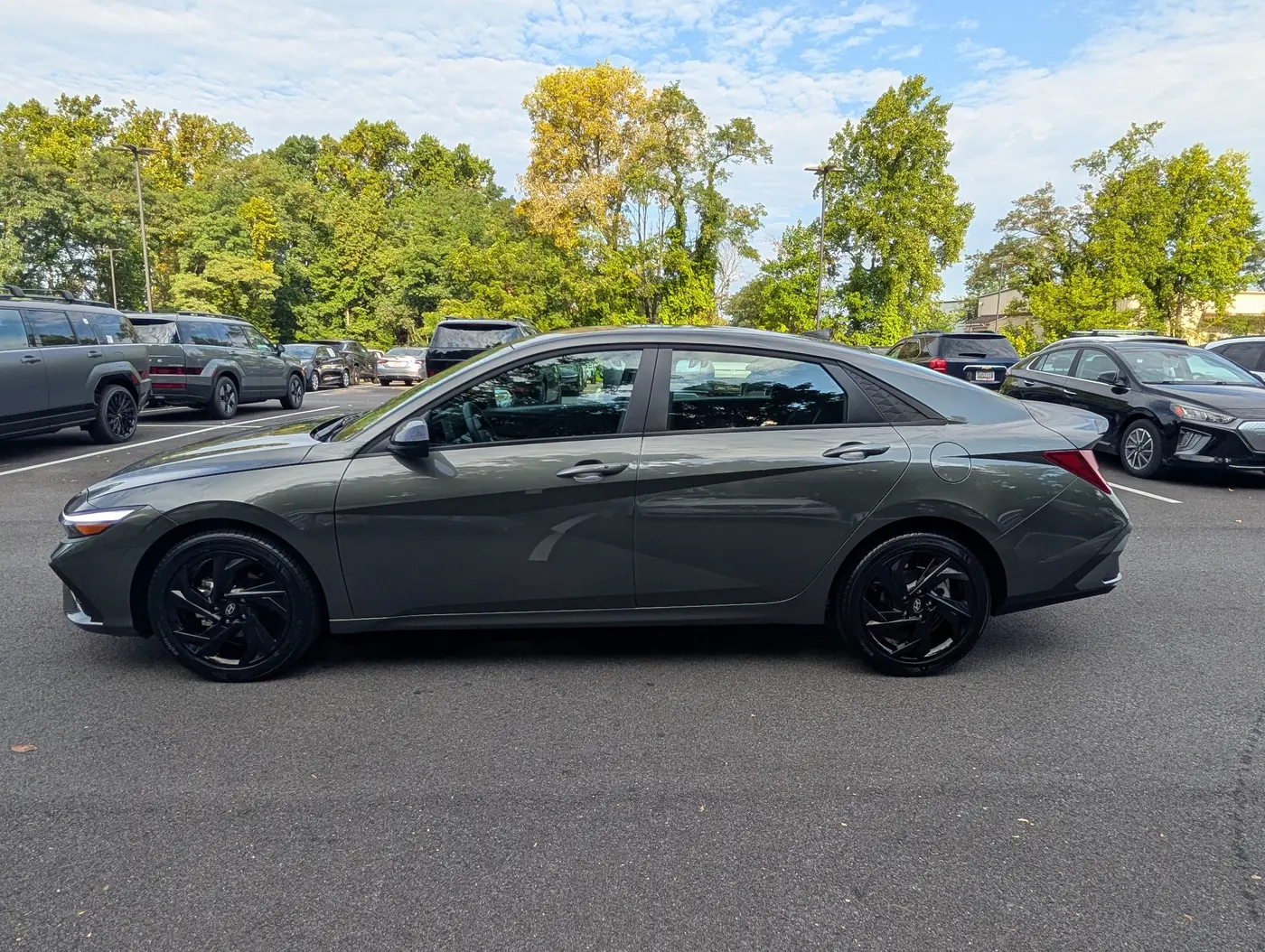 2026 Hyundai Elantra - $21,288
