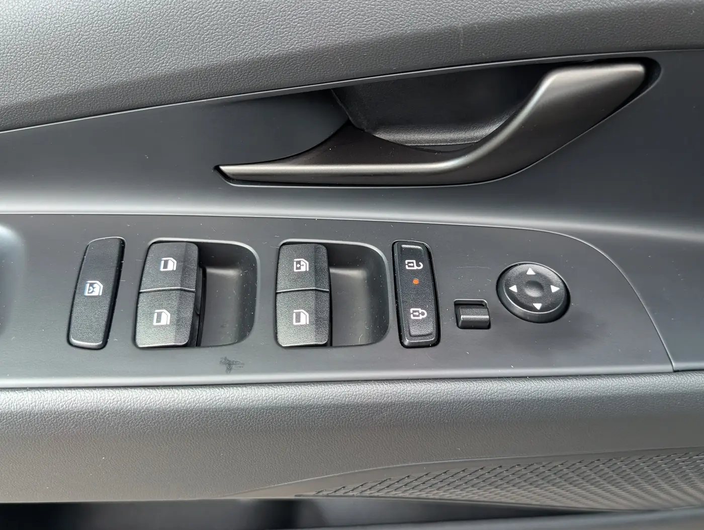 2026 Hyundai Elantra - $21,288