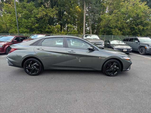 2026 Hyundai Elantra - $21,445