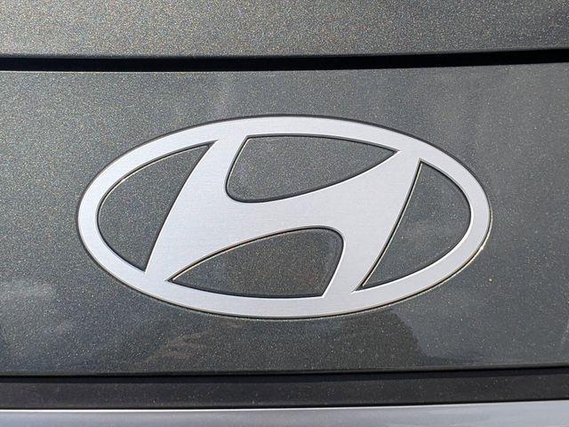2026 Hyundai Elantra - $25,725