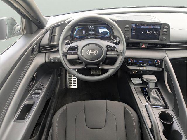 2026 Hyundai Elantra - $25,725