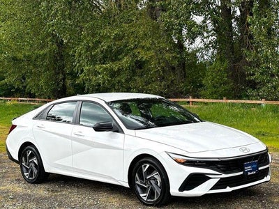 2025 Hyundai Elantra Hybrid SEL Sport 4DR Sedan