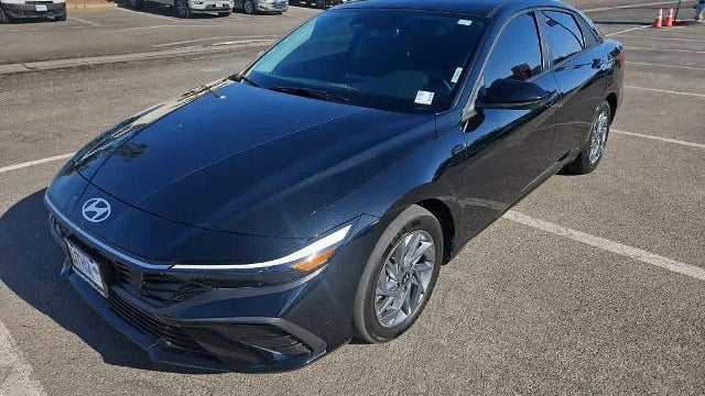 Preowned 2025 Hyundai ELANTRA Hybrid Blue for Sale