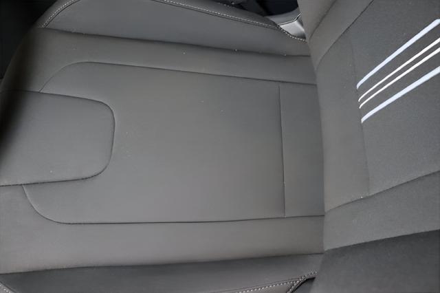 2025 Hyundai Elantra - $25,500