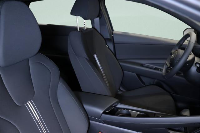 2025 Hyundai Elantra - $25,500