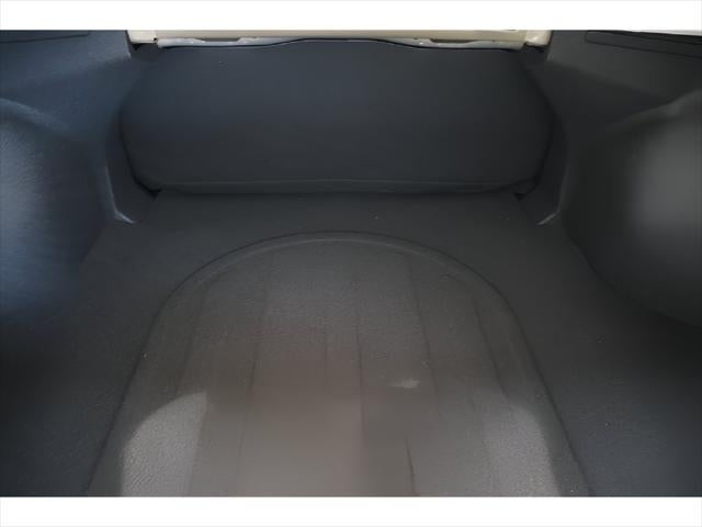 2025 Hyundai Elantra - $25,500