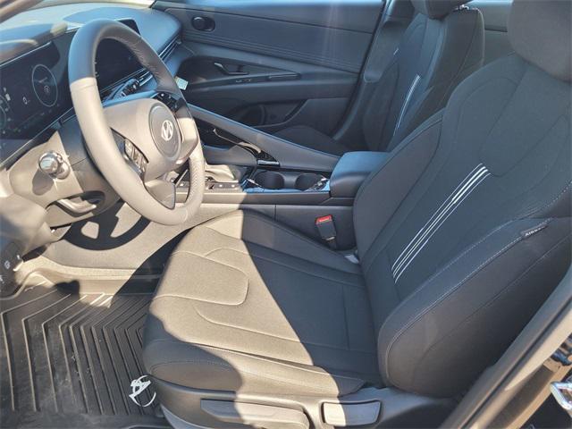2025 Hyundai Elantra - $25,455