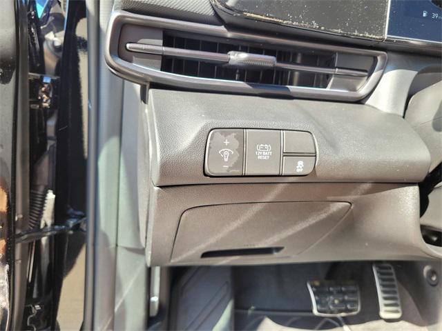 2025 Hyundai Elantra - $25,455